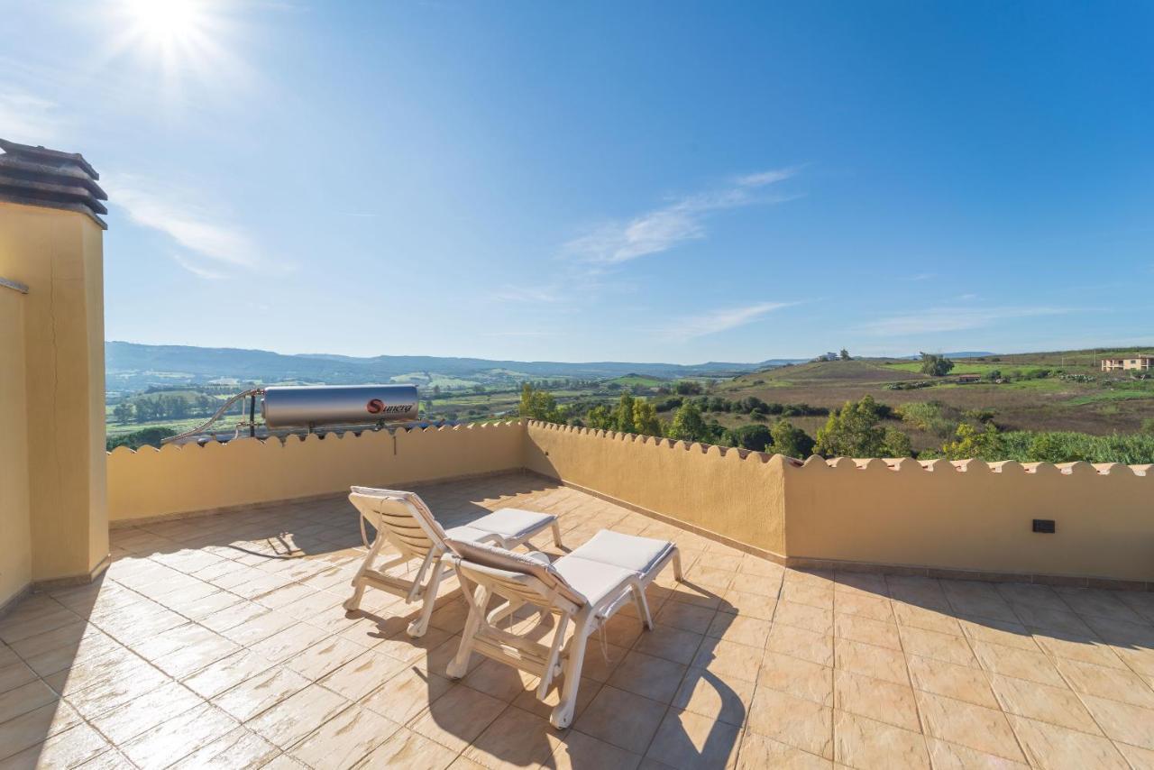 Villa Immersa Nella Natura Перфугас Экстерьер фото